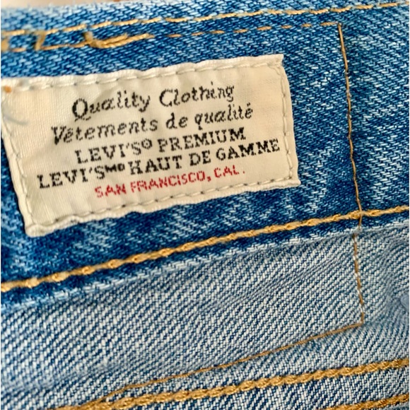 Levi 501 Purposely distressed (blank Red tab) - Picture 10 of 11